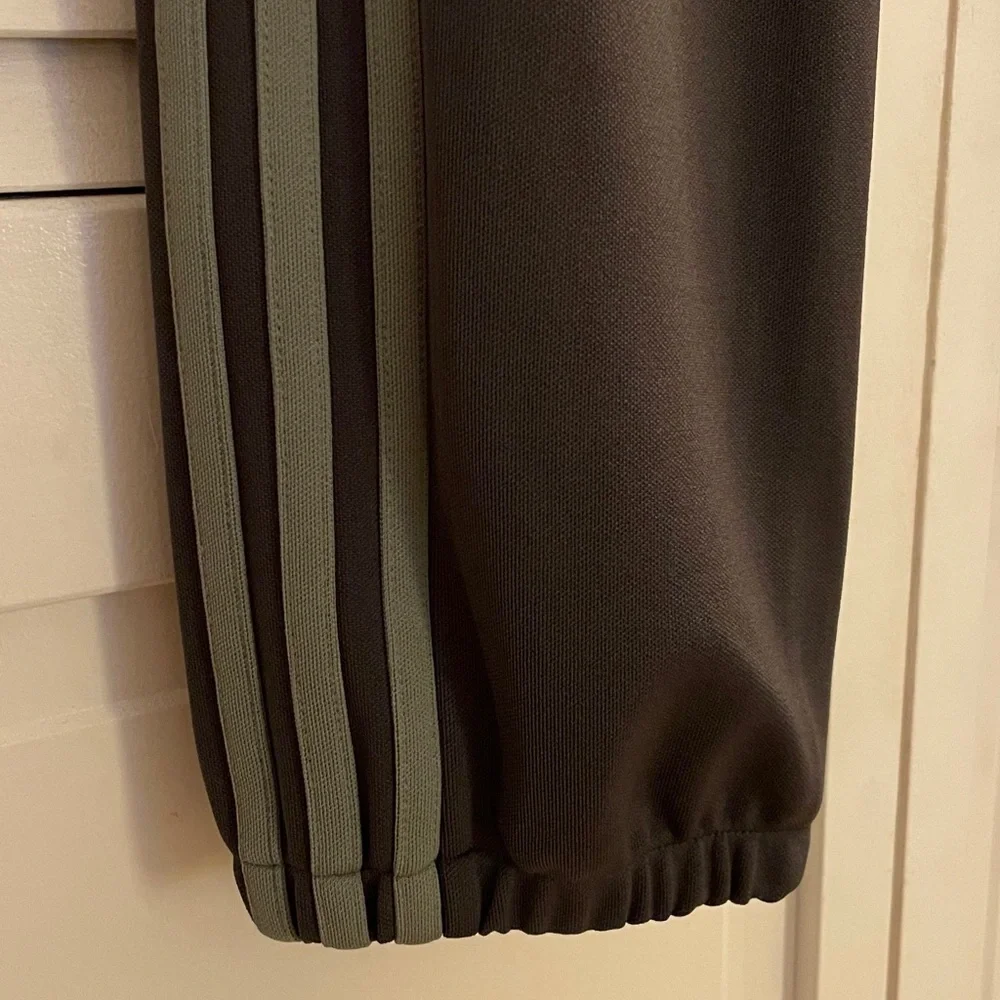 adidas athletic track